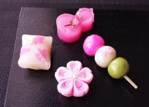 ３月上生菓子 桜和菓子 絶賛販売中 株式会社あわ家惣兵衛