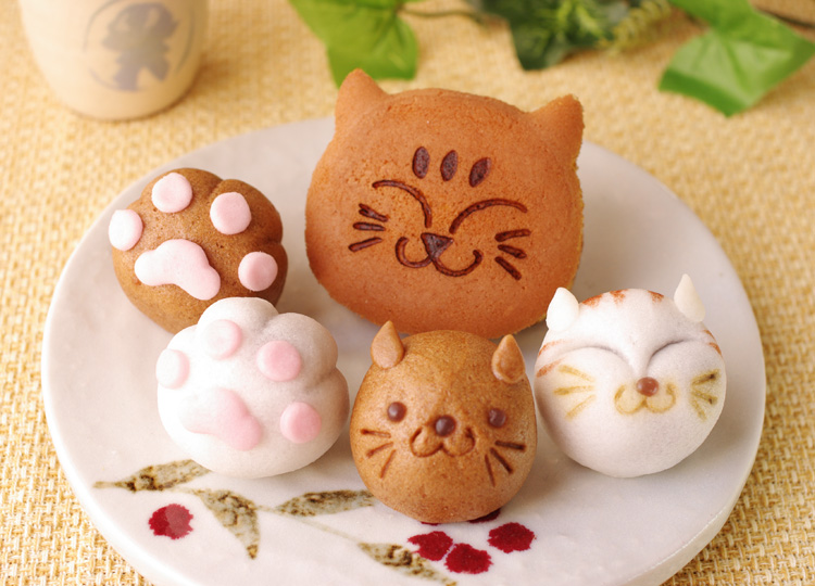 8月催事のお知らせ【猫の和菓子】（新宿三丁目/東武北千住/ルミネ荻窪