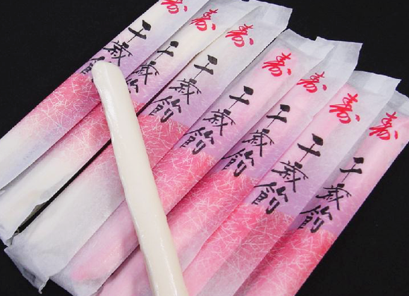 七五三・千歳飴・千歳飴袋・ちとせあめ・記念撮影・お祝い・紅白饅頭・鳥の子餅・お祝い餅・かわいい・記念日・期間限定・おまんじゅう・お茶菓子・和菓子・詰め合わせ・贈り物・プレゼント・ギフト・差し入れ・お土産・贈答品・引菓子・イベント・パーティー・サプライズ・催事・記念品・ご挨拶