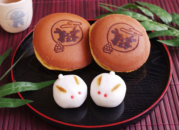 秋の和菓子 十五夜 お月見 うさぎ 餅つき 月見団子 かわいい 期間限定 おまんじゅう お茶菓子 どら焼き 和スイーツ 和菓子 詰め合わせ 贈り物 プレゼント ギフト 差し入れ お土産 贈答品 引菓子 イベント パーティー 催事 記念品 ご挨拶